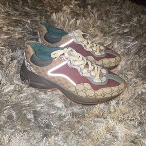 Gucci tennis for me are woman used size 10
